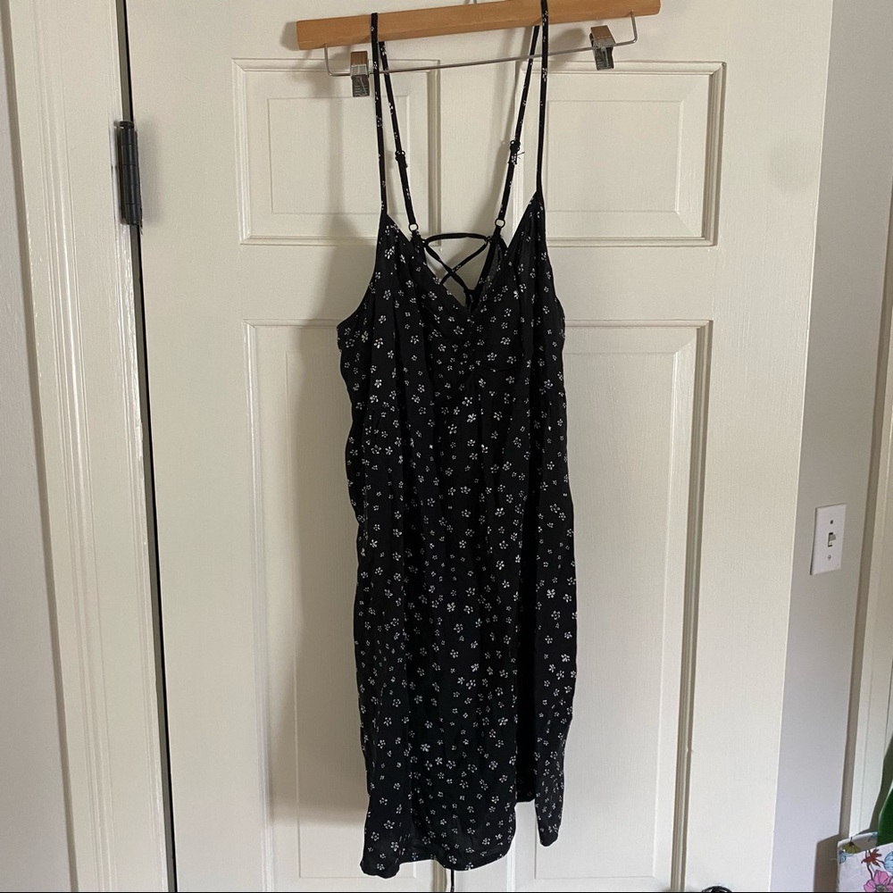 Sundress - Picture 7 of 8
